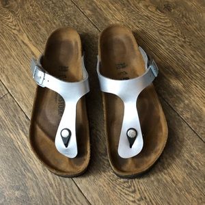 Silver Birkenstock Gizeh
